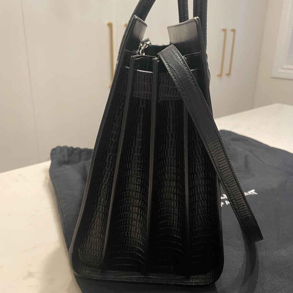 Saint Laurent ‘Sac du Jour’ black gloss croc embossed leather, silver hardware - Picture 3 of 8